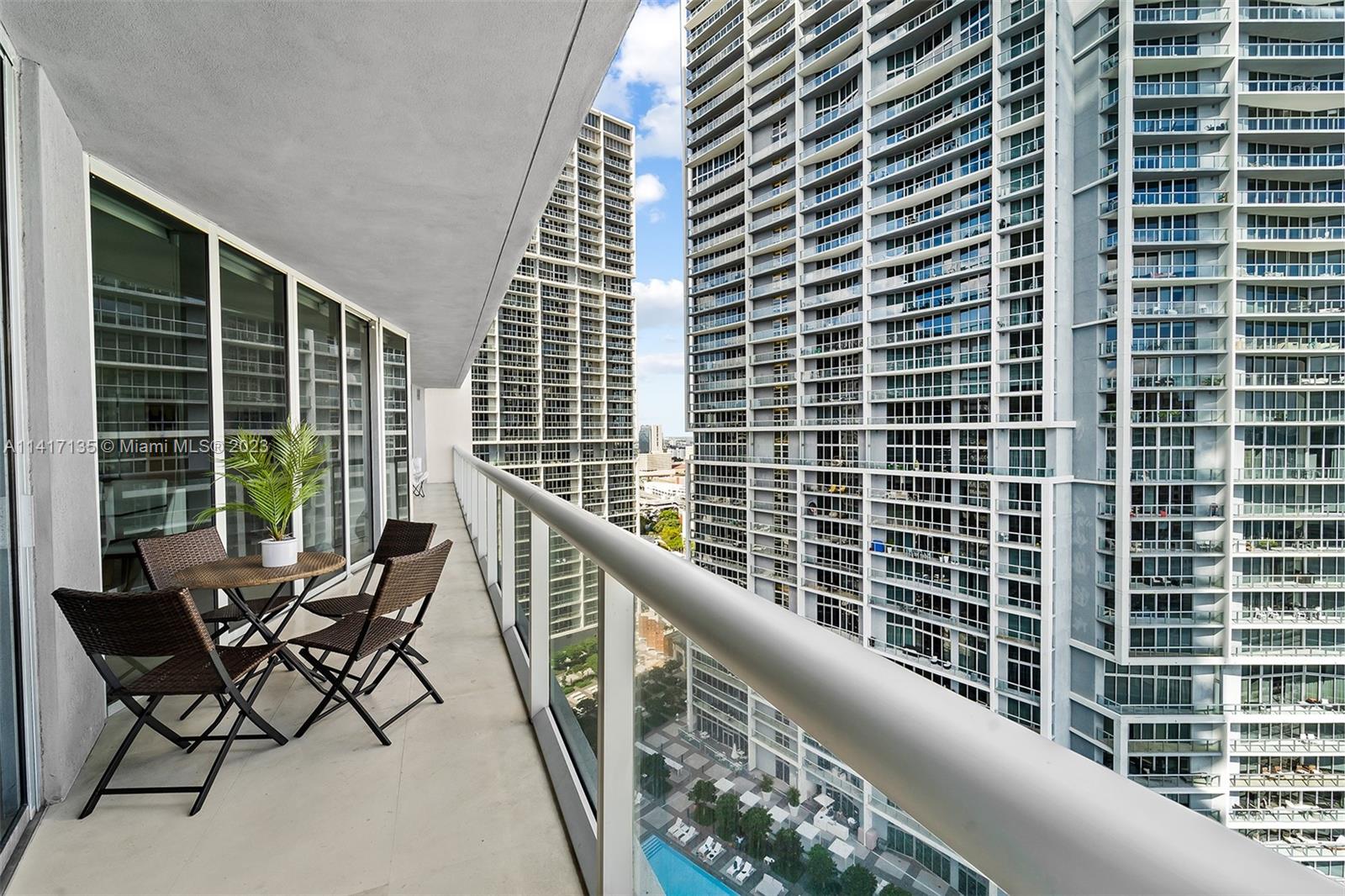 495 Brickell Ave # 2904