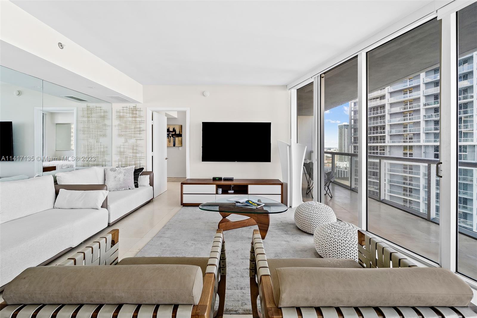 495 Brickell Ave # 2904