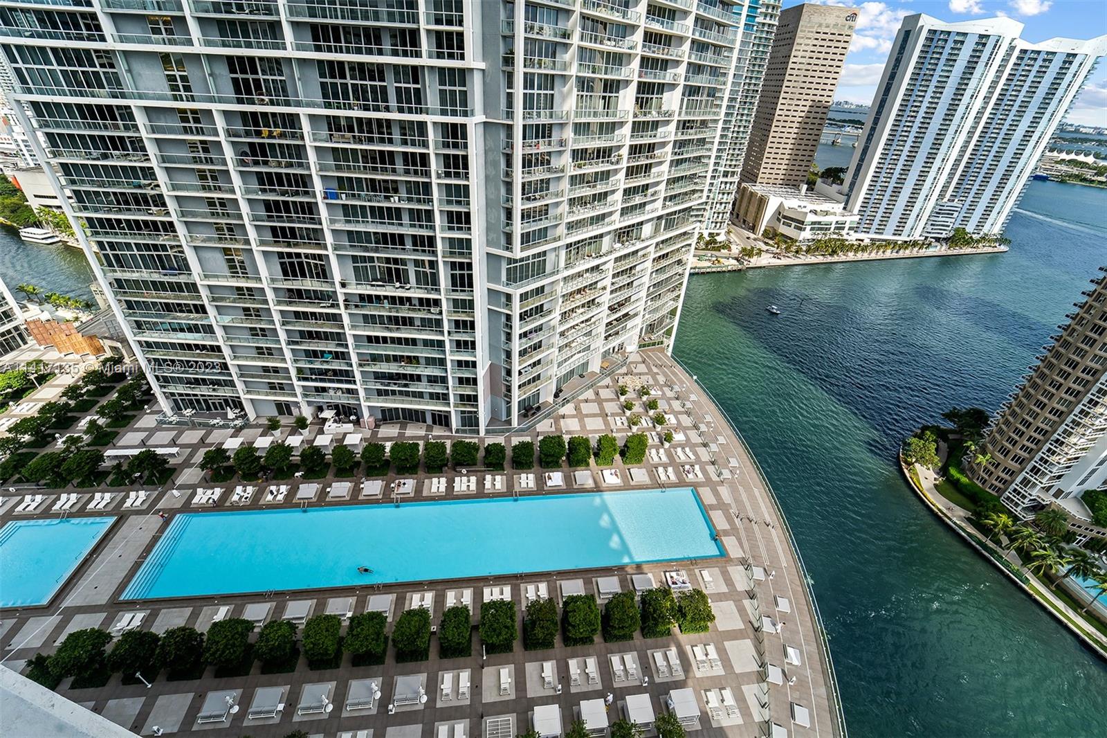 495 Brickell Ave # 2904