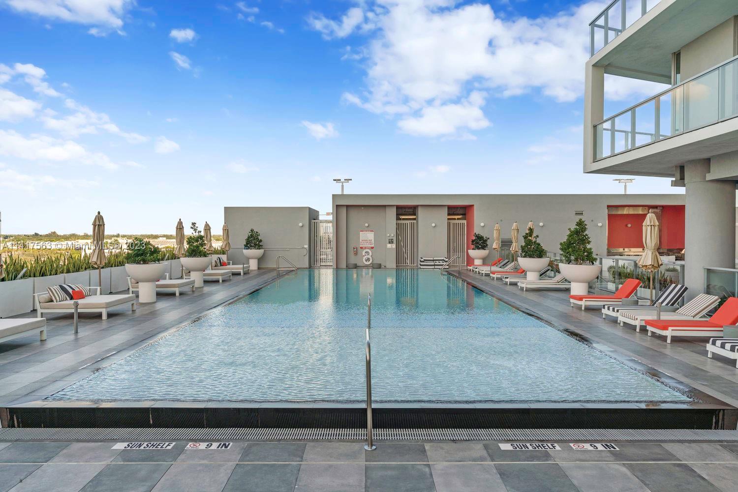 2000 Metropica Way # 2502