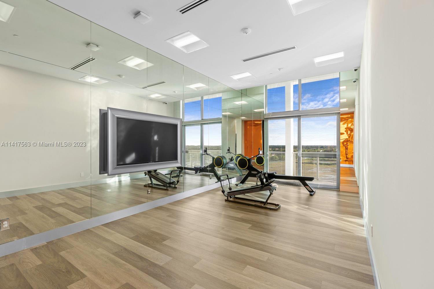 2000 Metropica Way # 2502