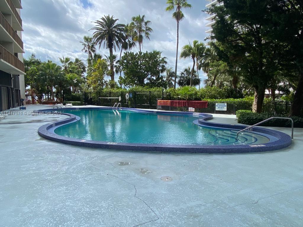 1450 Brickell Bay Dr # 401
