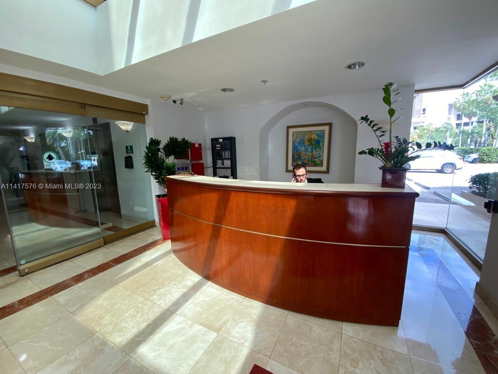 1450 Brickell Bay Dr # 401