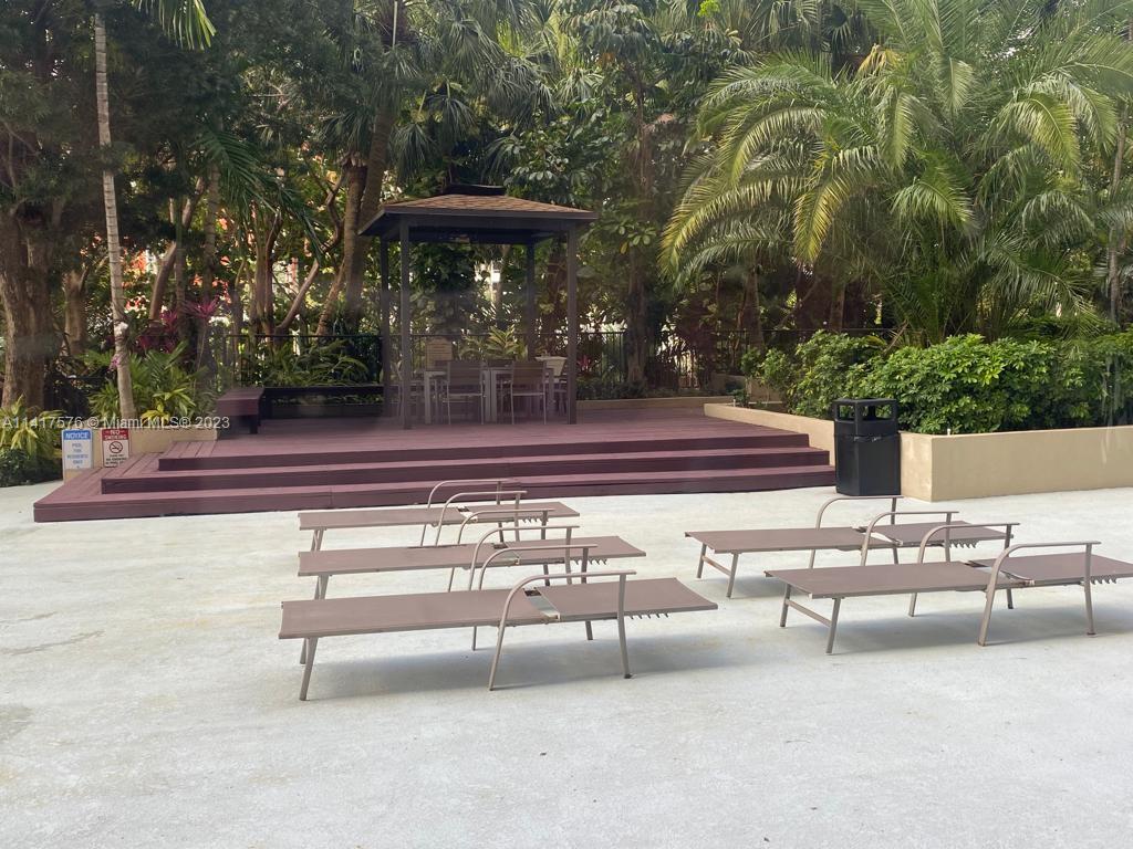 1450 Brickell Bay Dr # 401