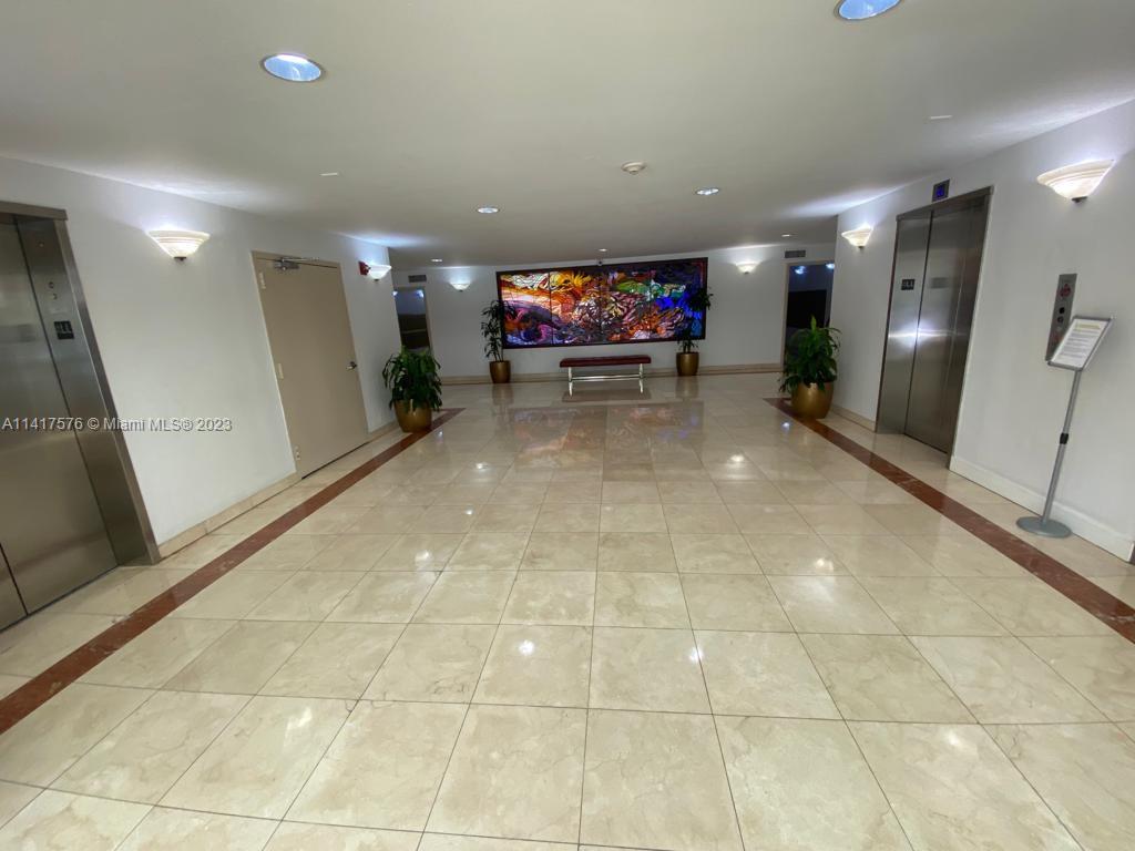 1450 Brickell Bay Dr # 401