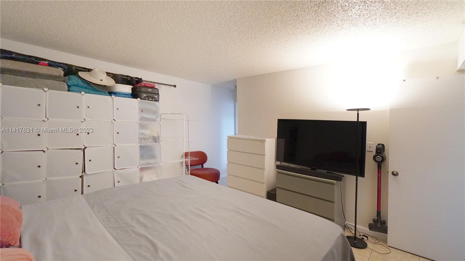 833 West Ave # 205
