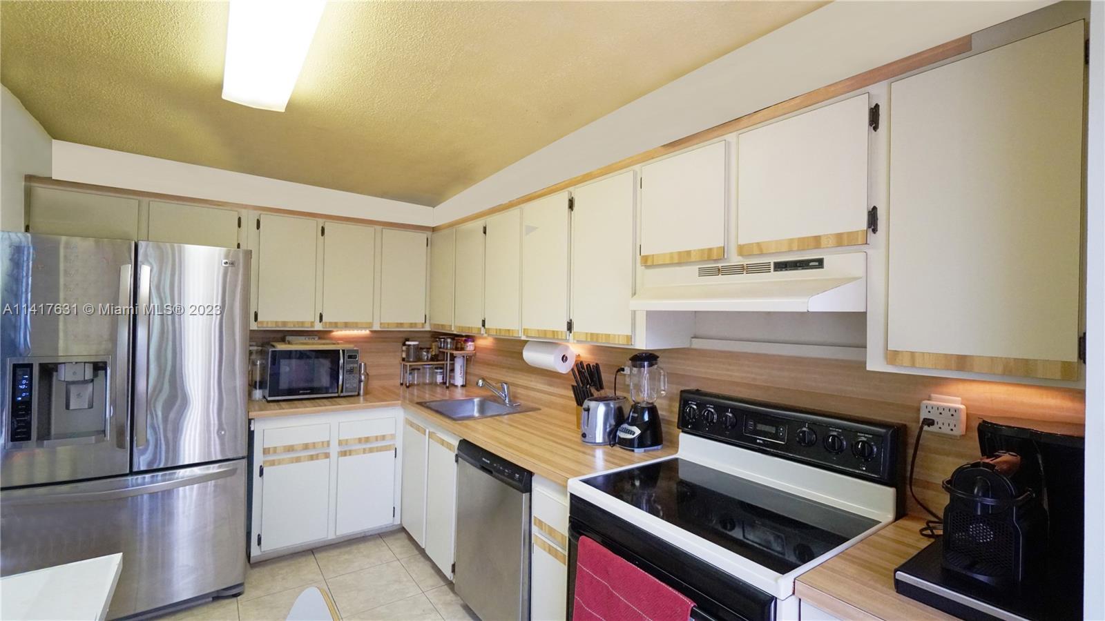833 West Ave # 205