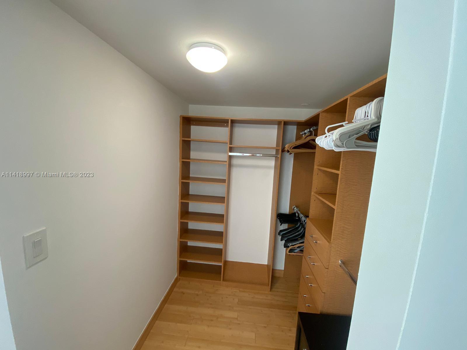 2101 Brickell Ave # 2612