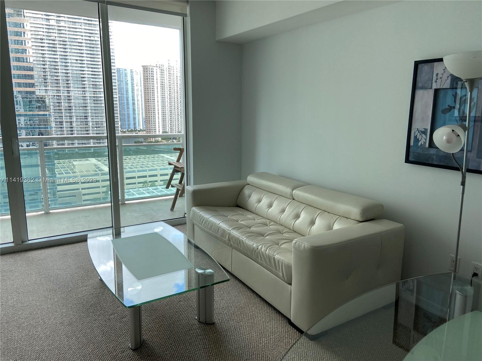 950 Brickell Bay Dr # 1908