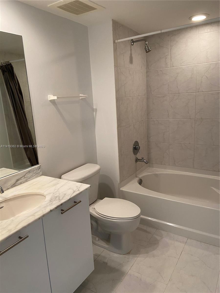 950 Brickell Bay Dr # 1908