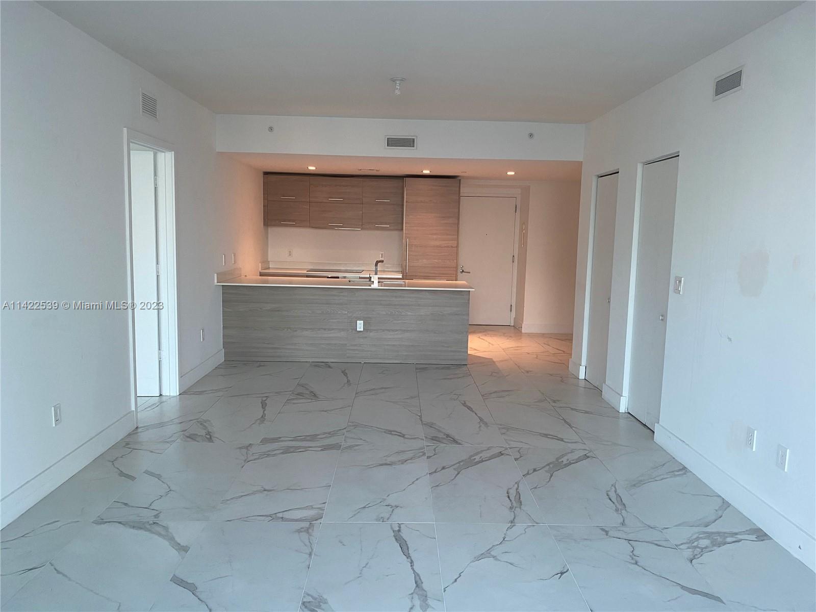1300 S MIAMI AVE Unit: 3702