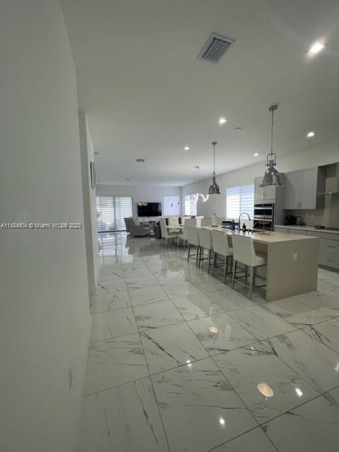 8143 NW 45th St