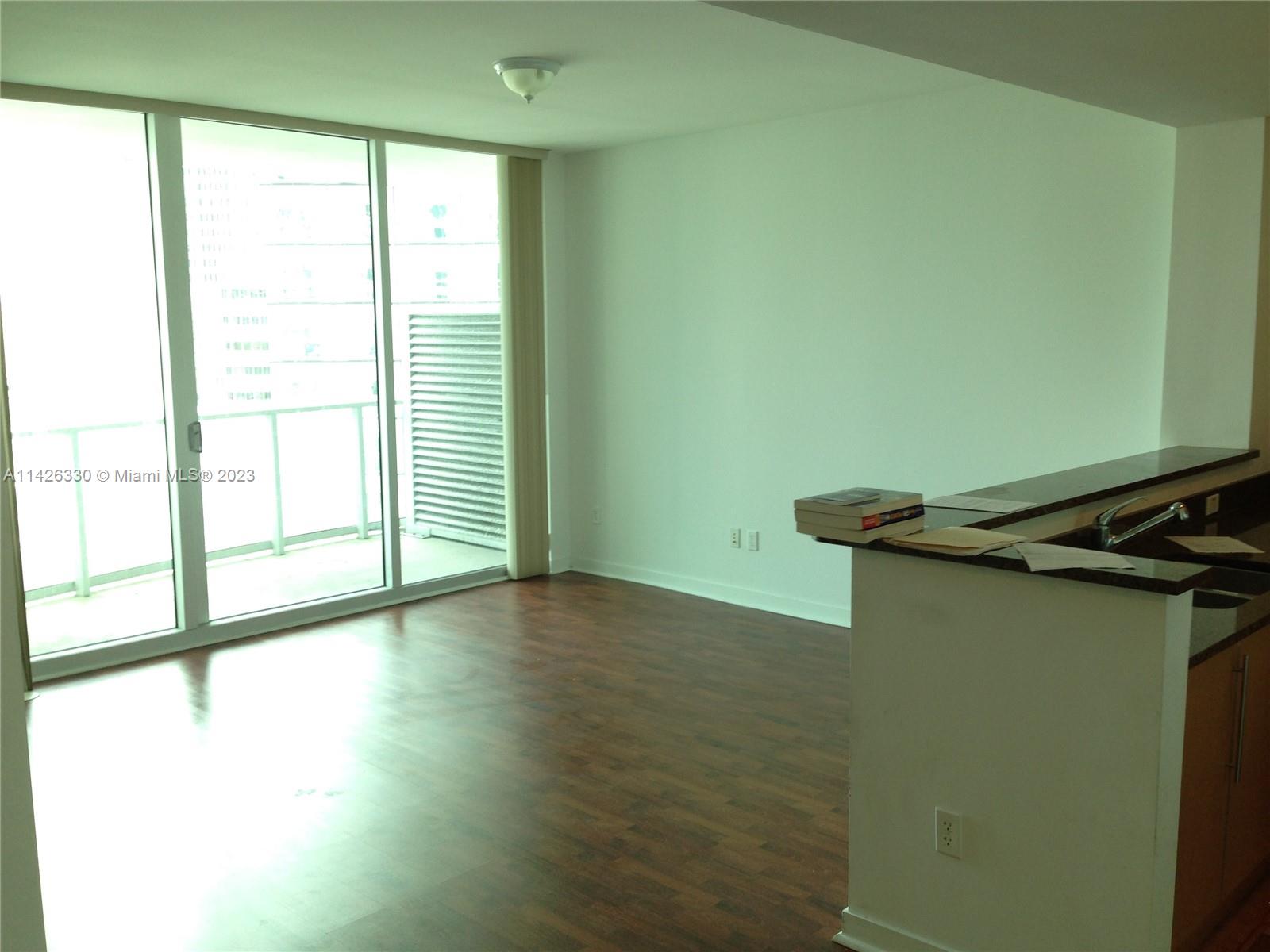 300 S BISCAYNE BL # 1905 Unit: T-1905