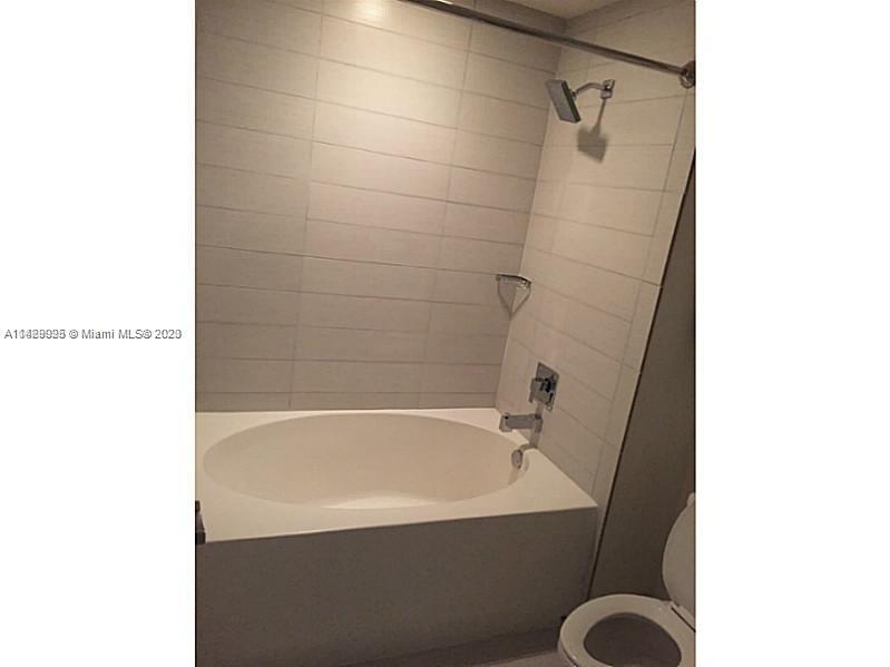 999 SW 1st Ave # 1513