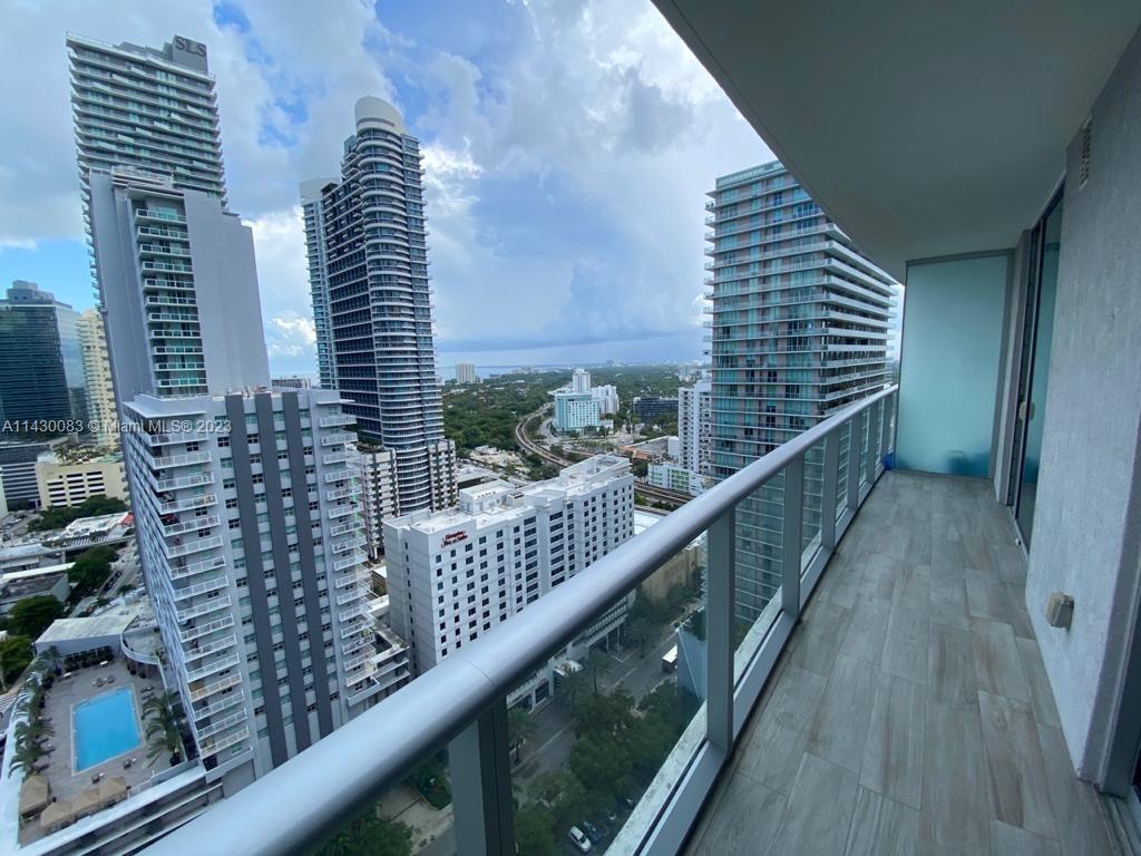 1100 S MIAMI AV Unit: 2602