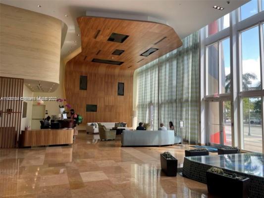 50 Biscayne Blvd # 907