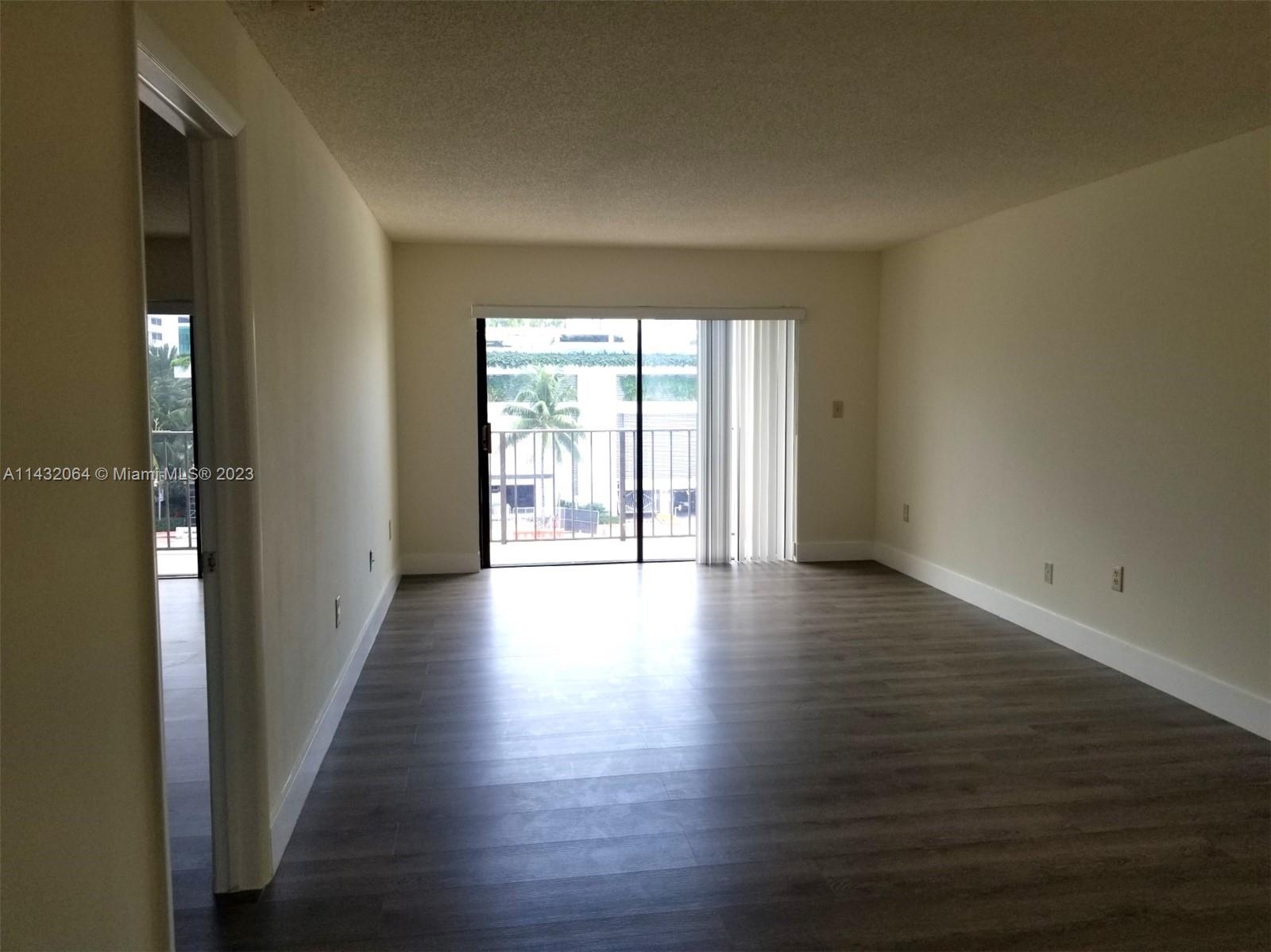 9124 Collins Ave # 404