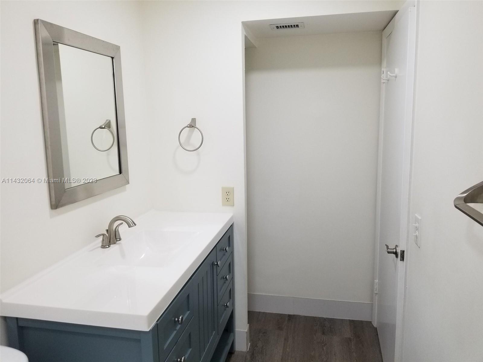 9124 Collins Ave # 404