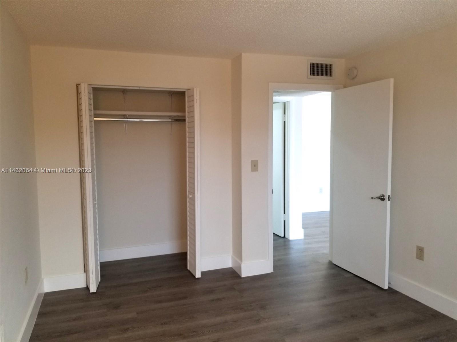 9124 Collins Ave # 404