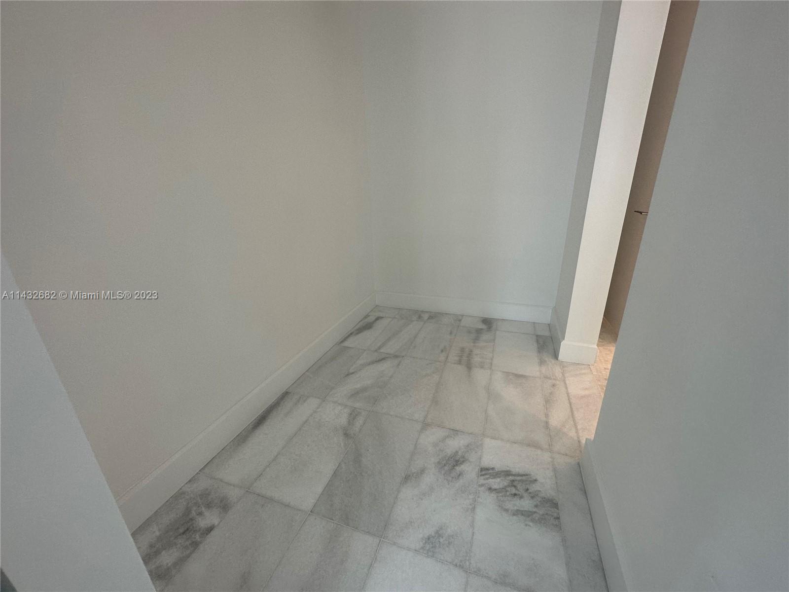 700 NE 26th Ter # 805