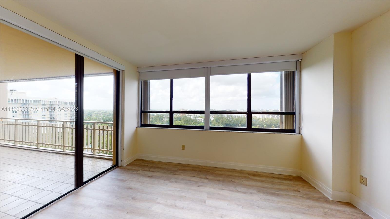 11113 Biscayne Blvd # 1054
