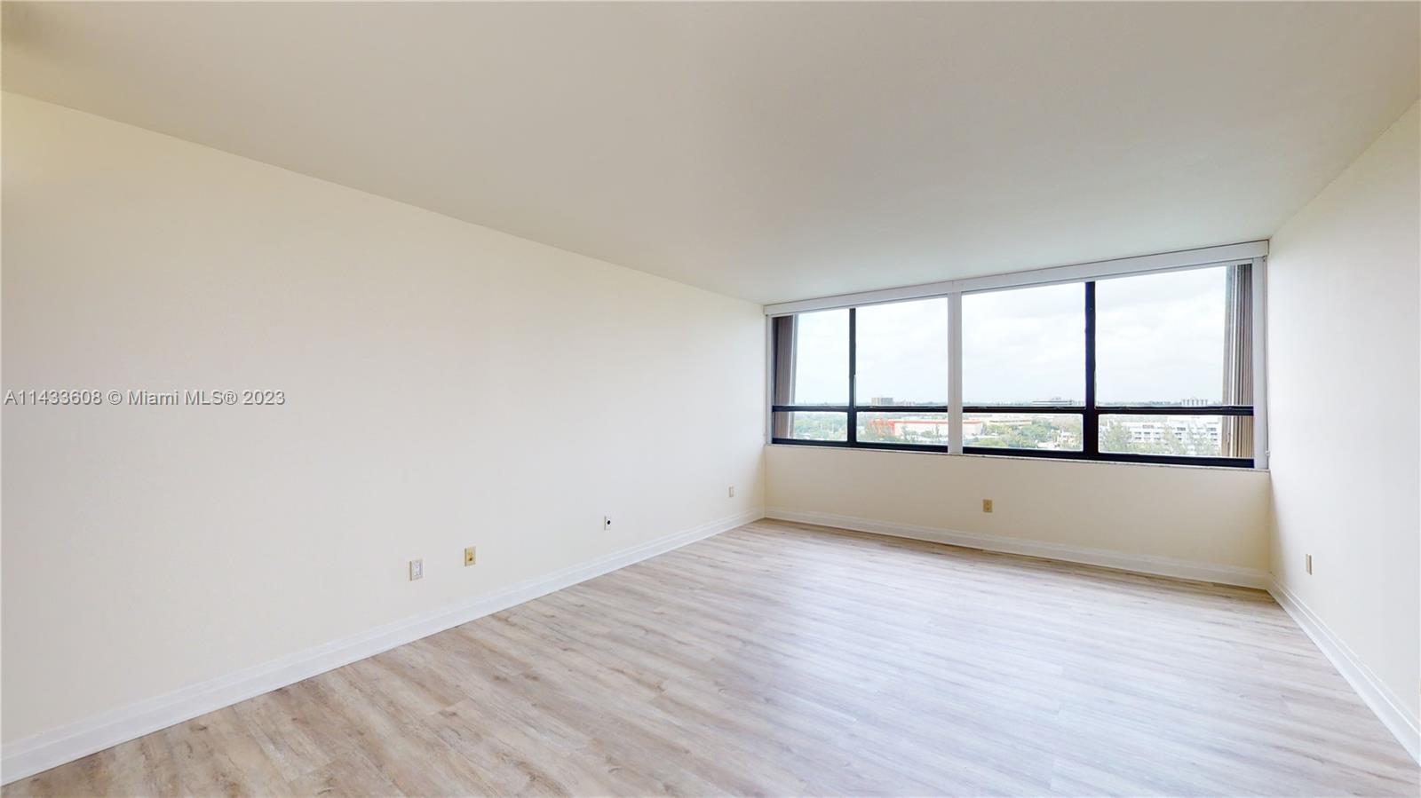 11113 Biscayne Blvd # 1054