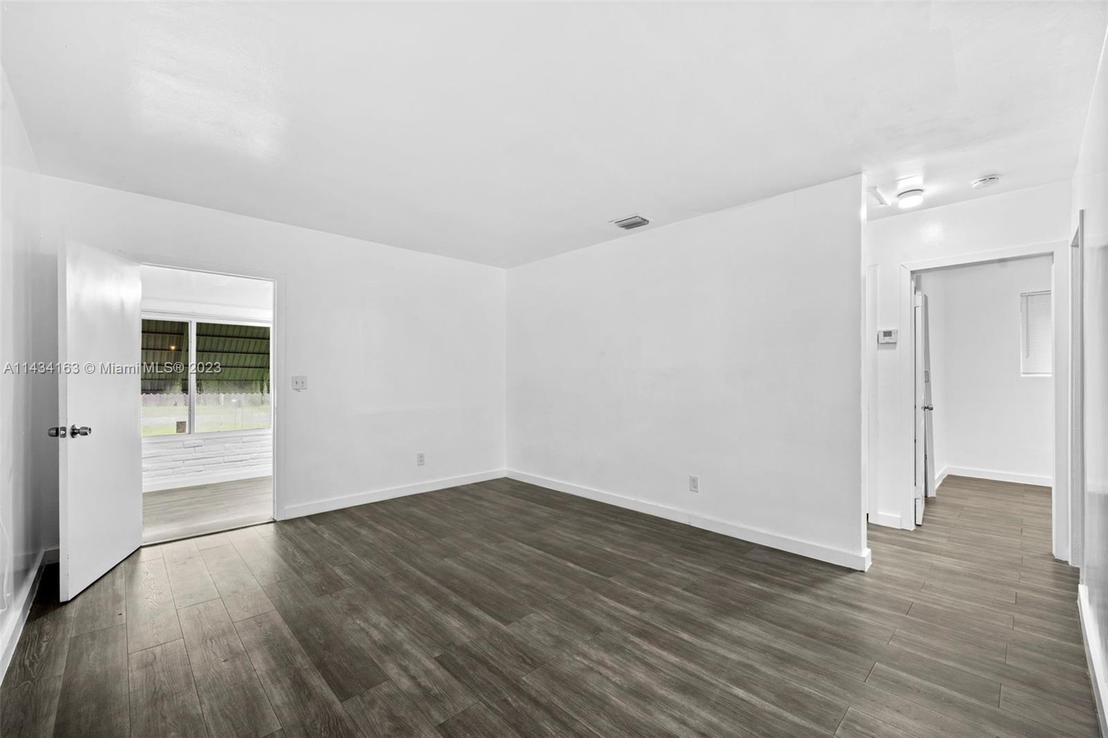 1740 NW 89th St