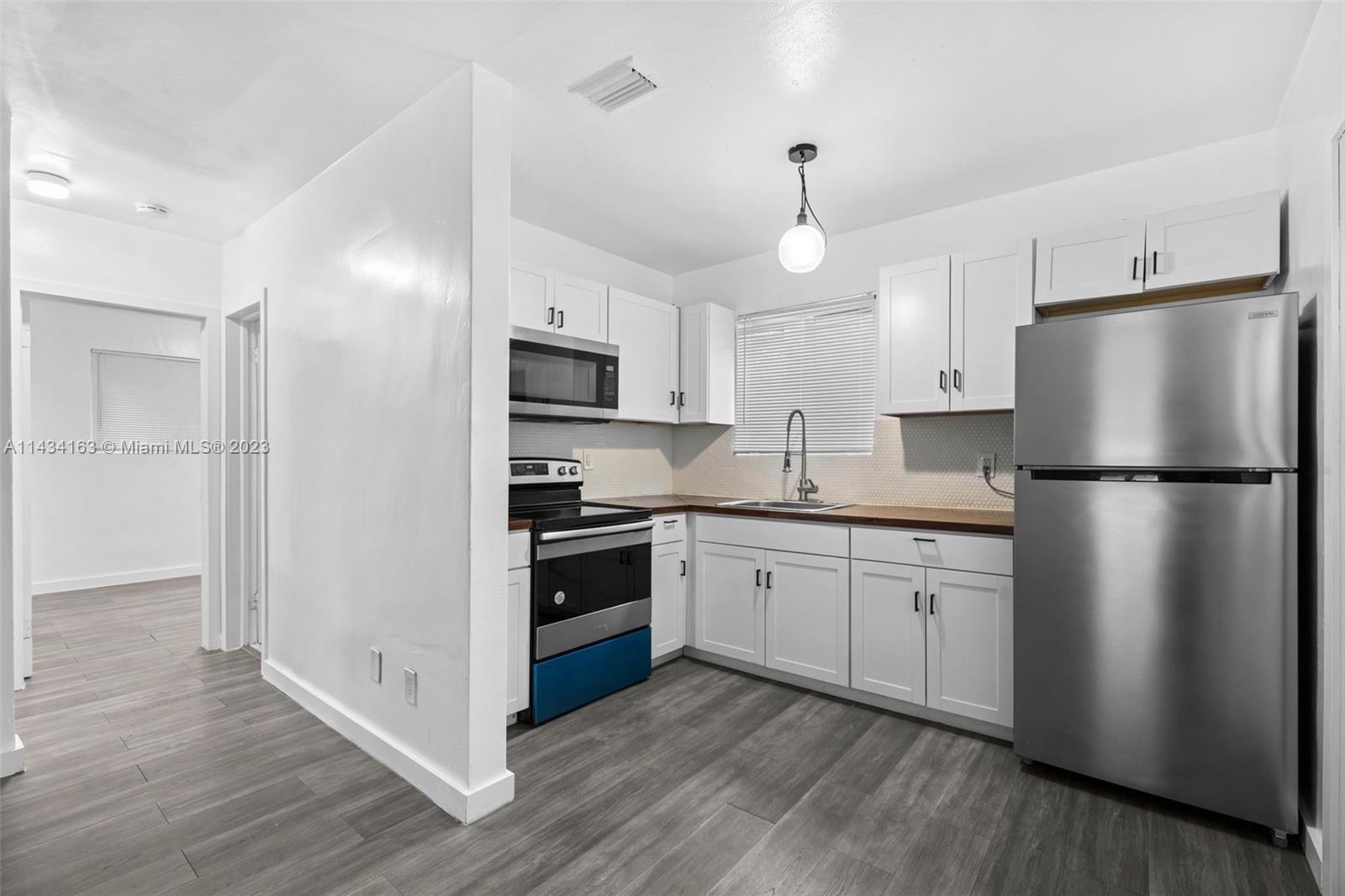 1740 NW 89th St