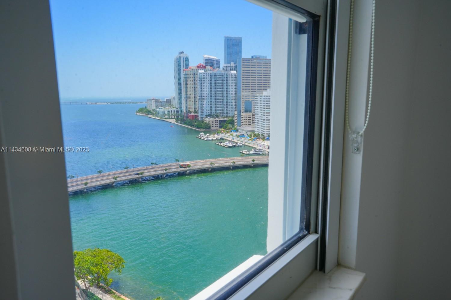 701 Brickell Key Blvd # 2111