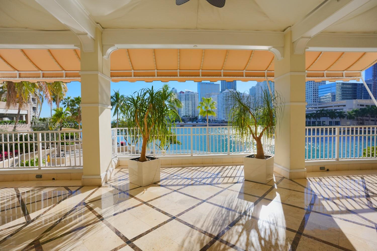 701 Brickell Key Blvd # 2111