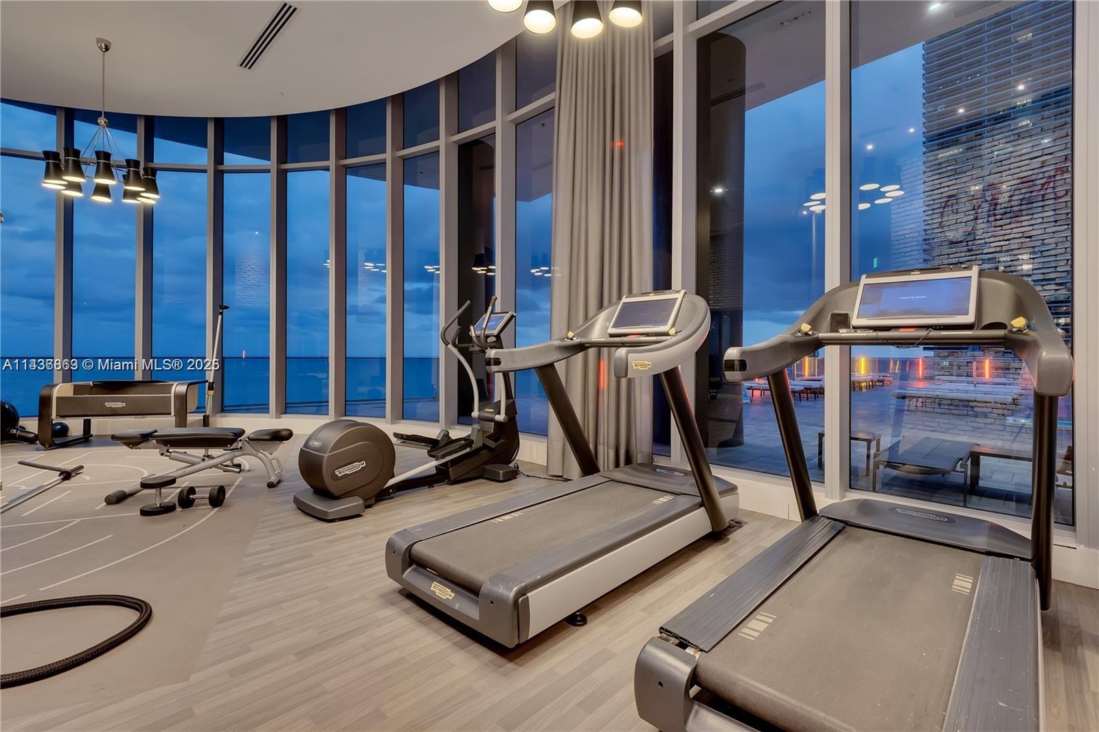 4111 S Ocean Dr # 2902