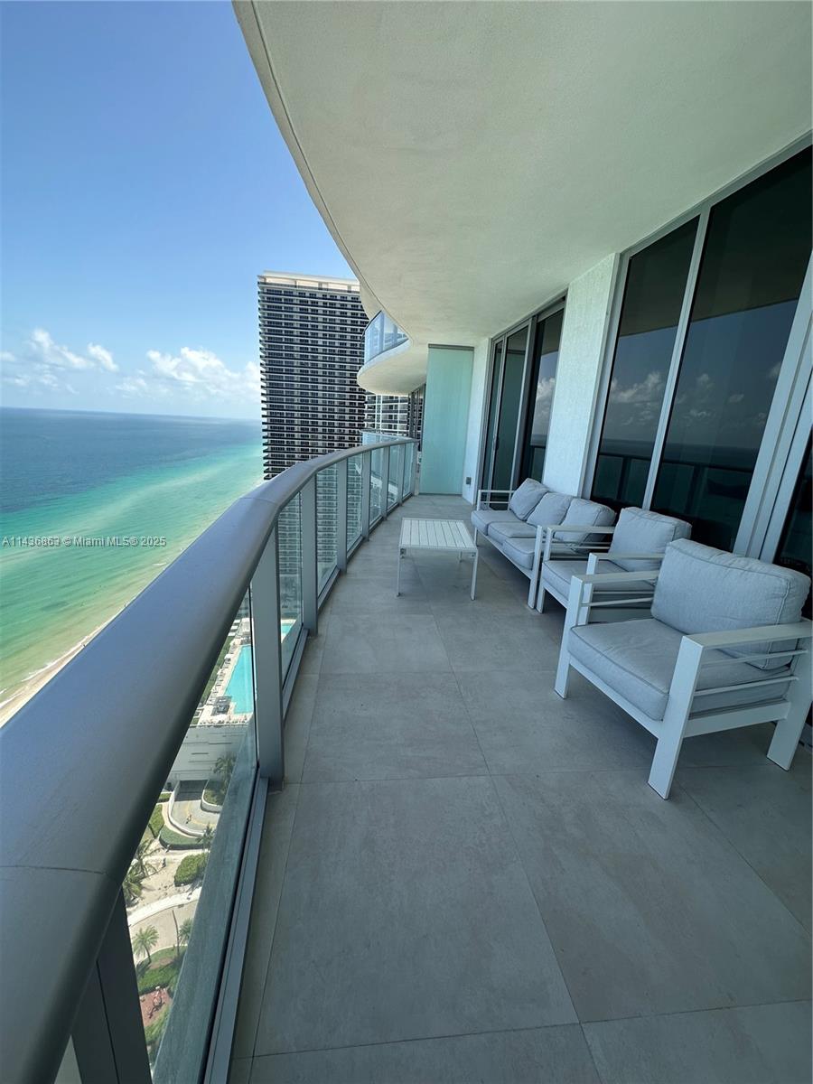 4111 S Ocean Dr # 2902
