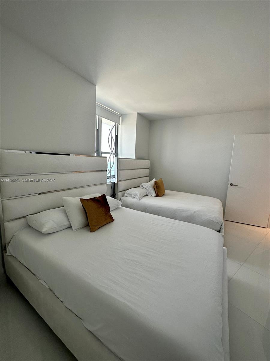 4111 S Ocean Dr # 2902