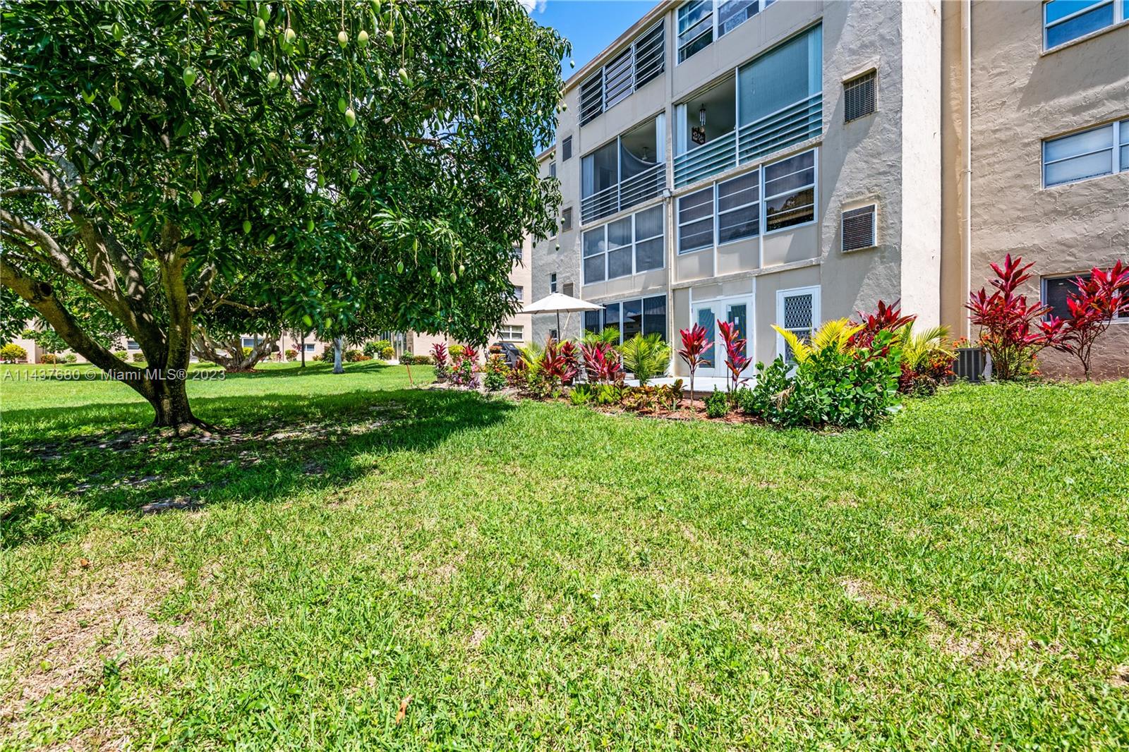330 NE 26th Ave # 113