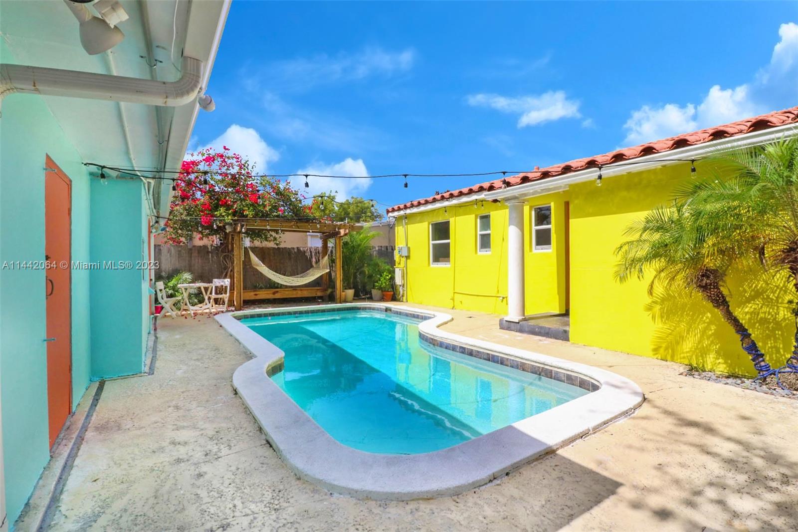 1640 NW 5th Ave