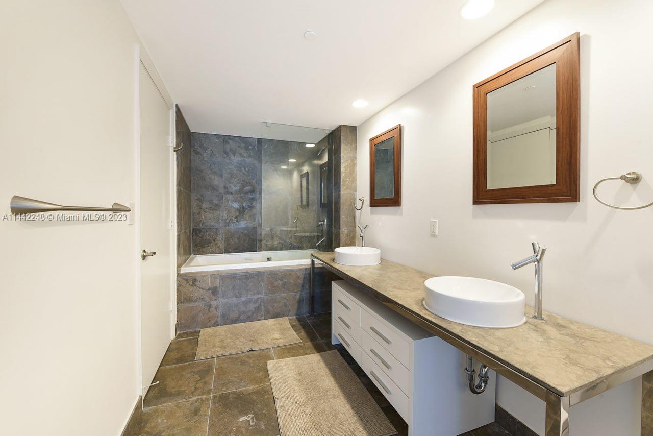 495 Brickell Ave # 1109