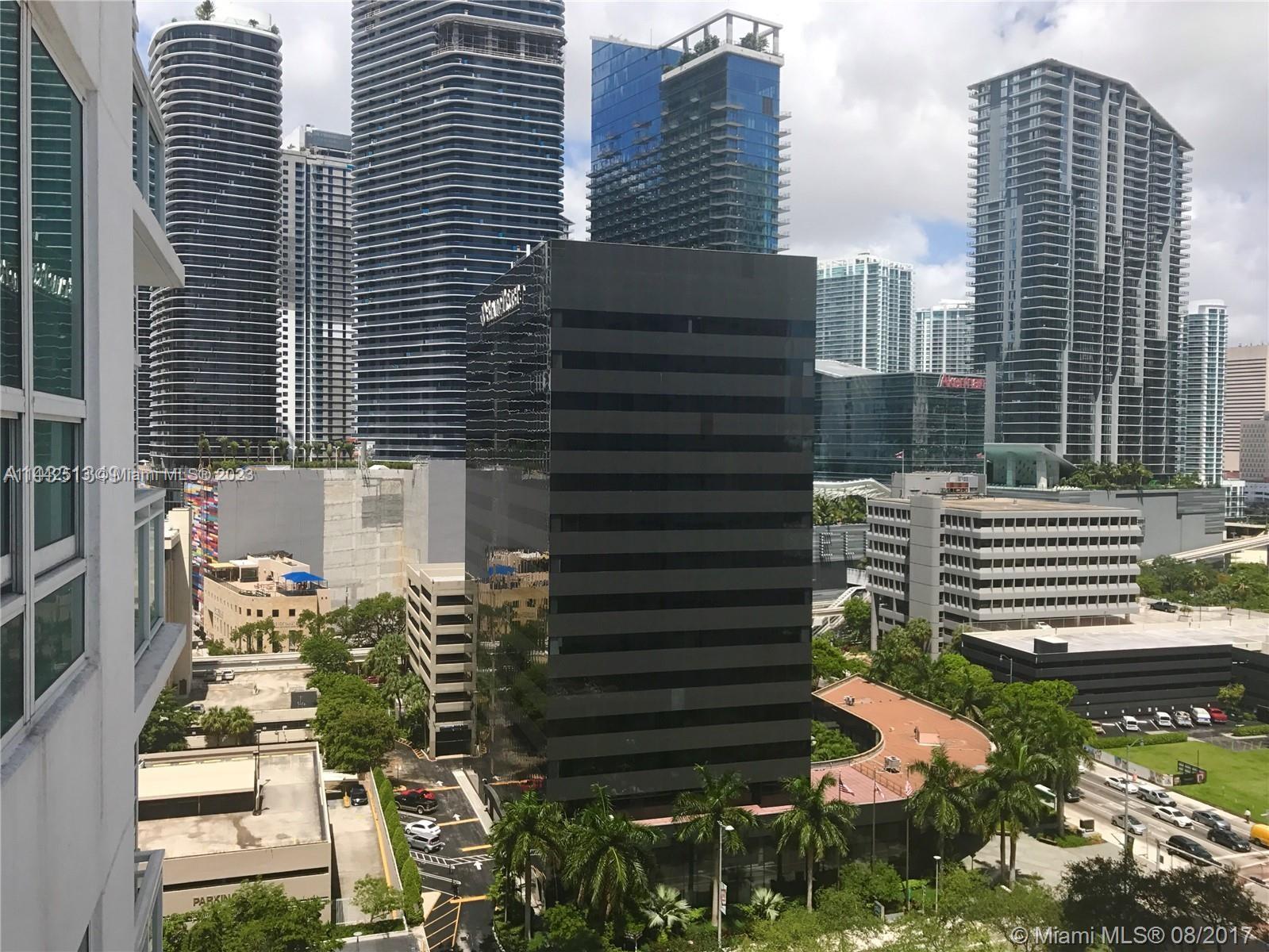 950 Brickell Bay Dr # 1504