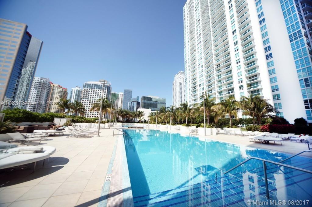 950 Brickell Bay Dr # 1504