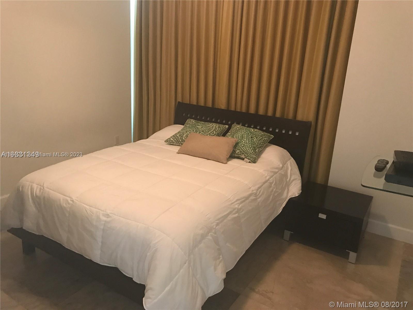 950 Brickell Bay Dr # 1504