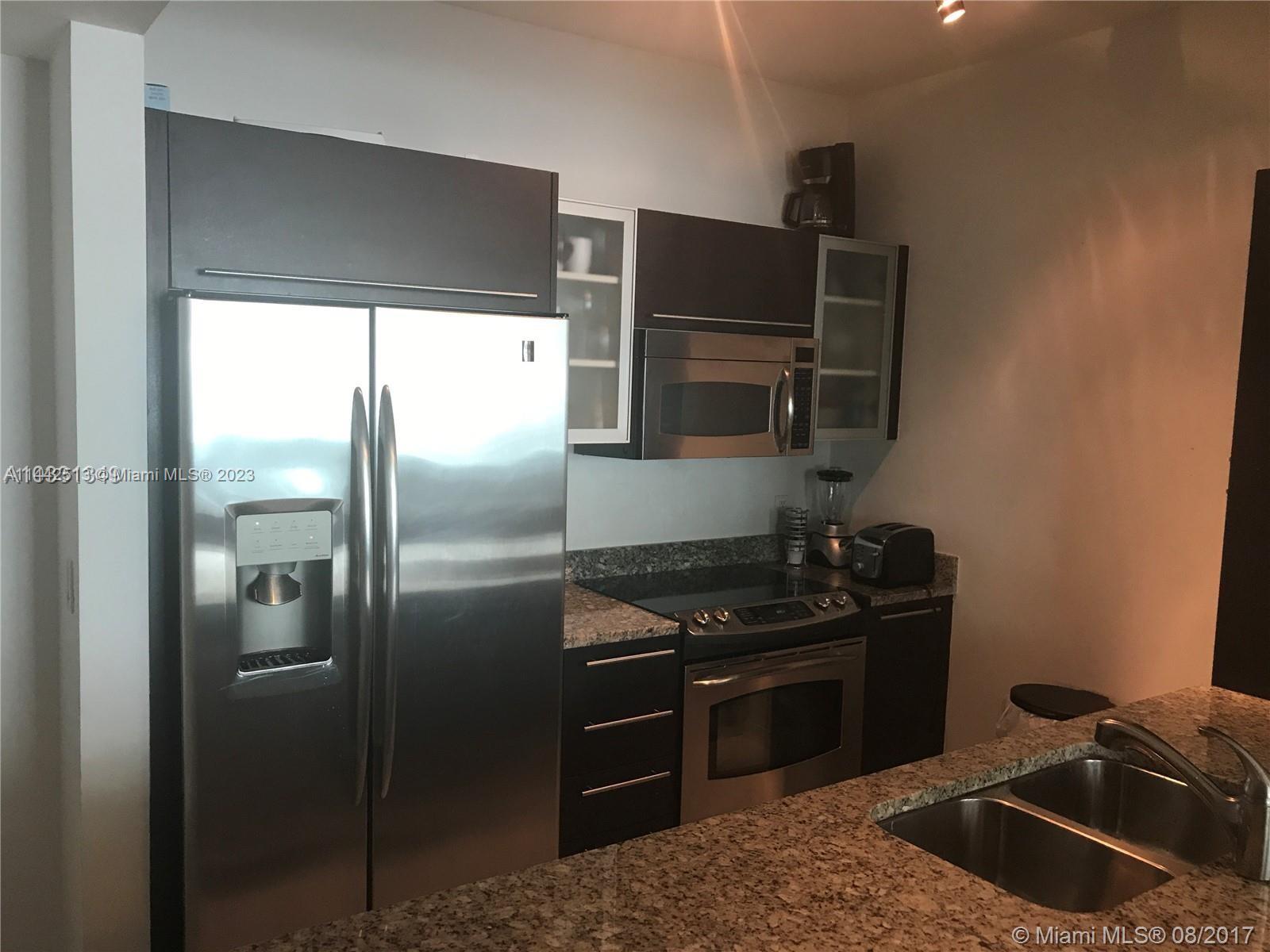 950 Brickell Bay Dr # 1504