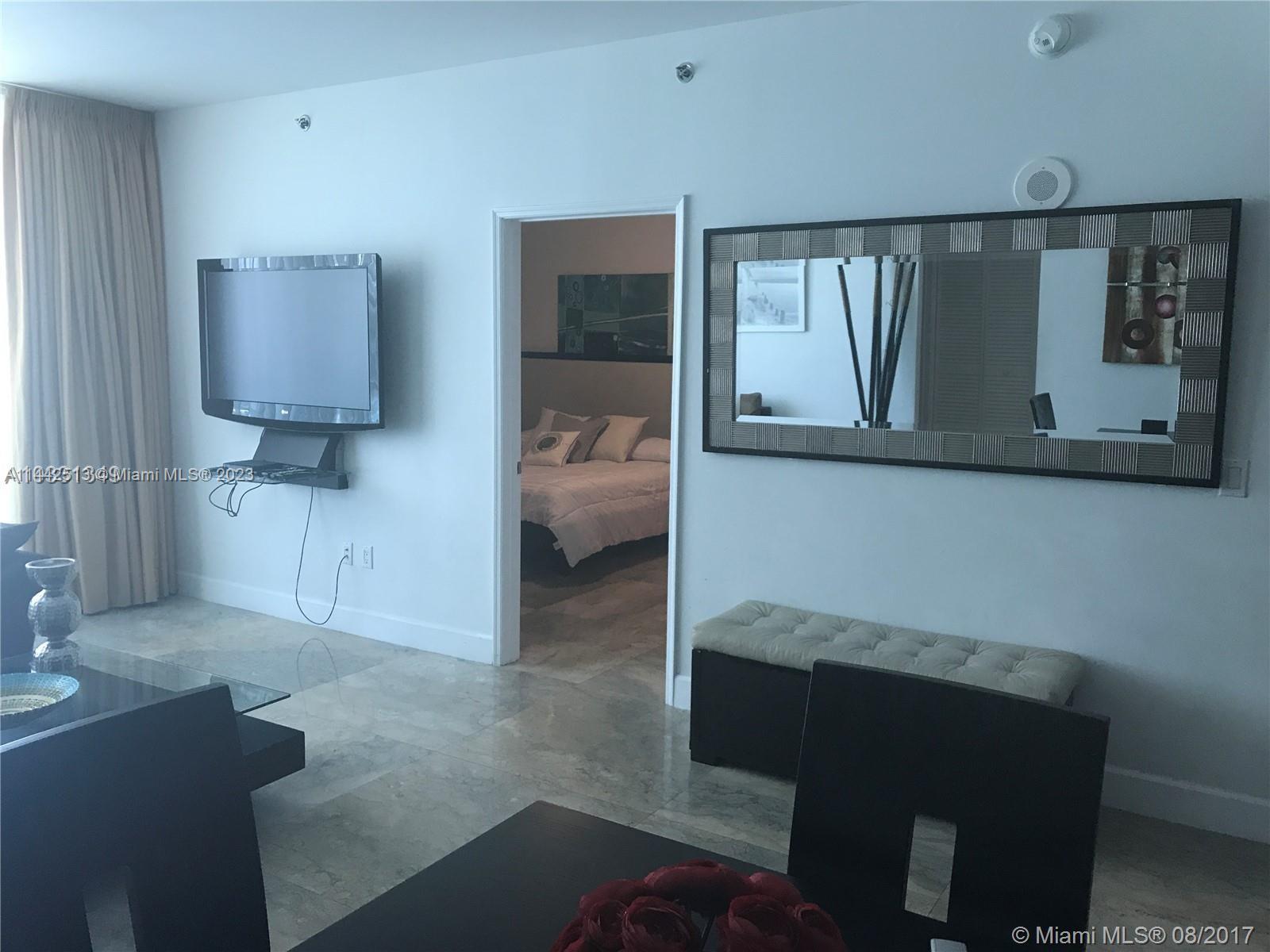 950 Brickell Bay Dr # 1504