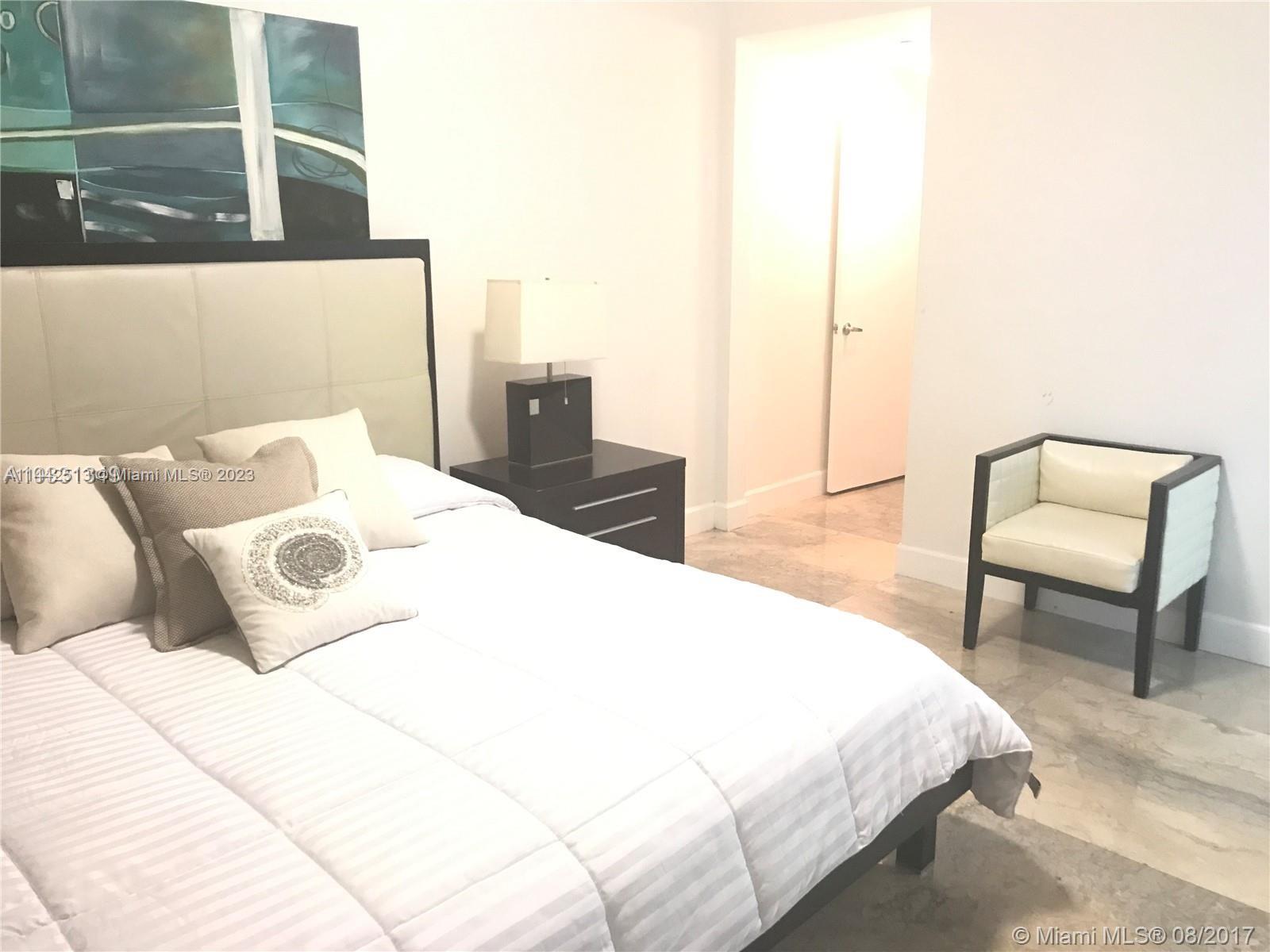 950 Brickell Bay Dr # 1504