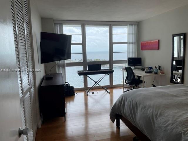 2451 Brickell Ave # 10U