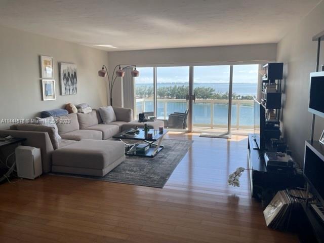 2451 Brickell Ave # 10U