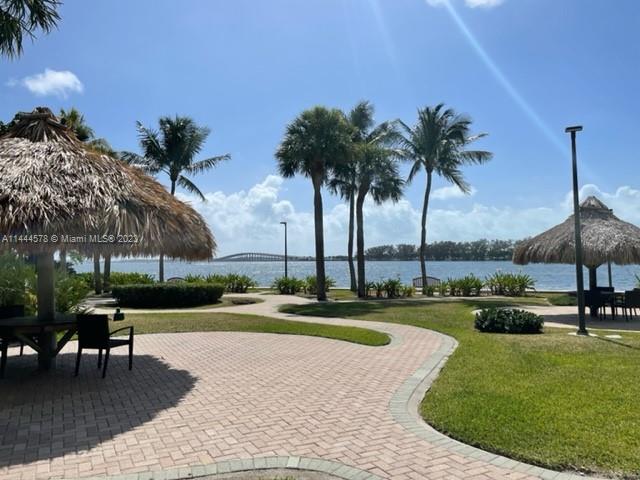 2451 Brickell Ave # 10U