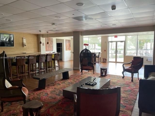 2451 Brickell Ave # 10U
