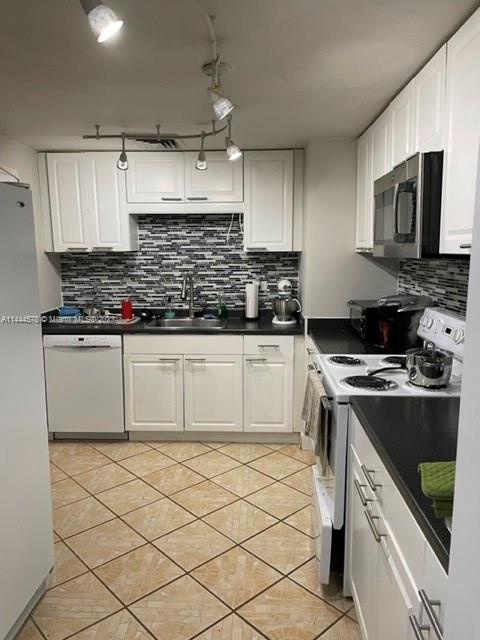 2451 Brickell Ave # 10U