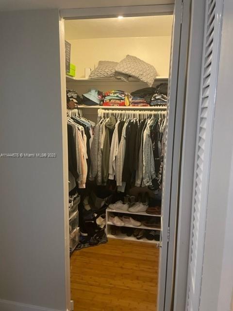 2451 Brickell Ave # 10U