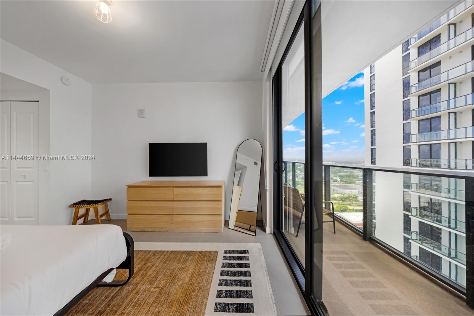 1600 NE 1st Ave # 2318