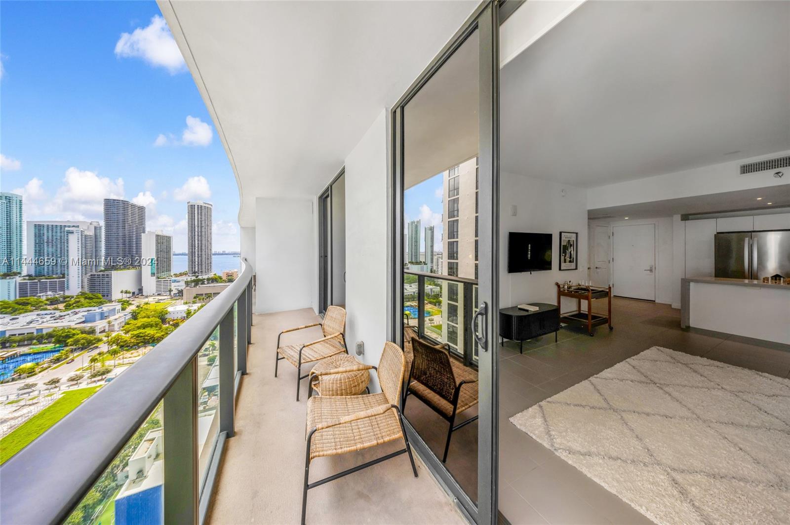 1600 NE 1st Ave # 2318